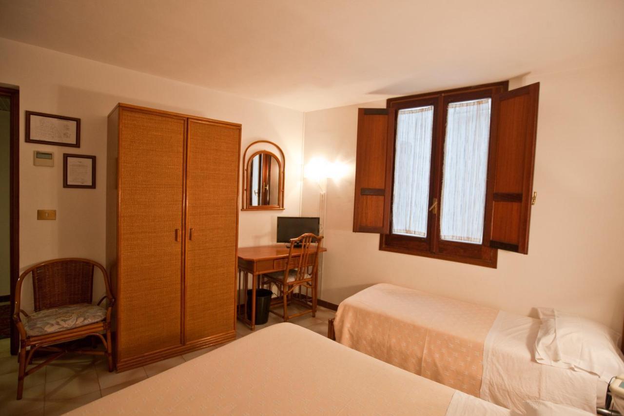 Hotel Moderno Erice Cameră foto